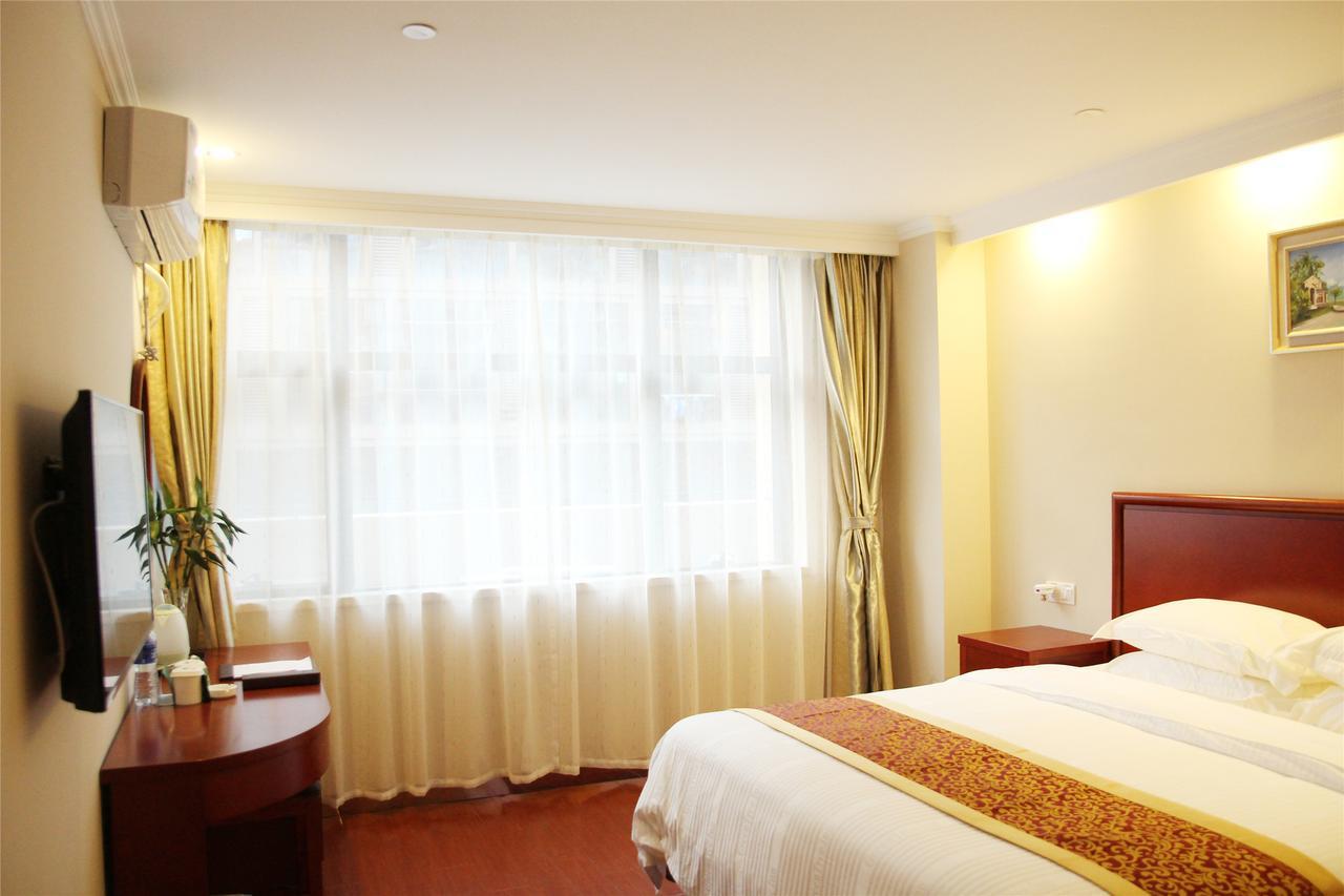 Greentree Inn Tianjin Dongli Development Zone Huamingzhen Airport Express Hotel Exterior photo